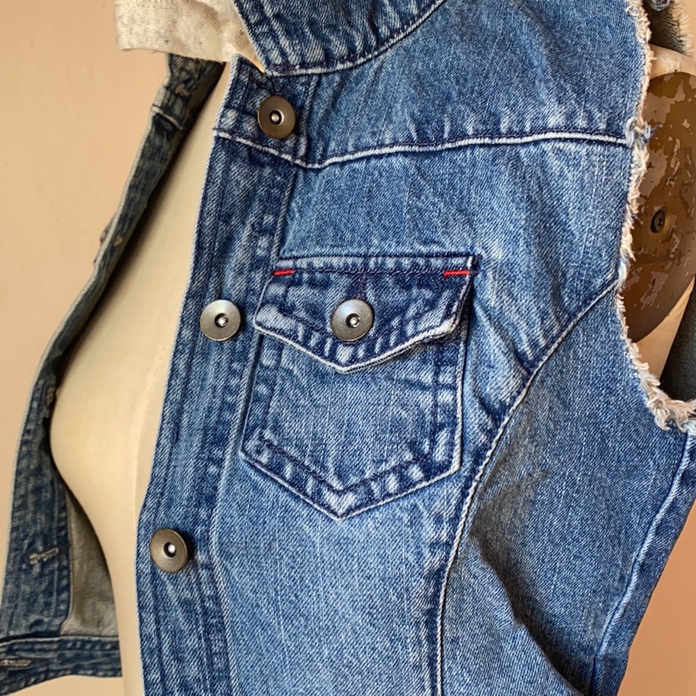 FEED | Cotton Denim Cropped Vest - Picture 5 of 8